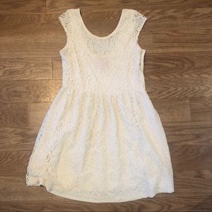 BEAUTIFUL Cream Lace Dress